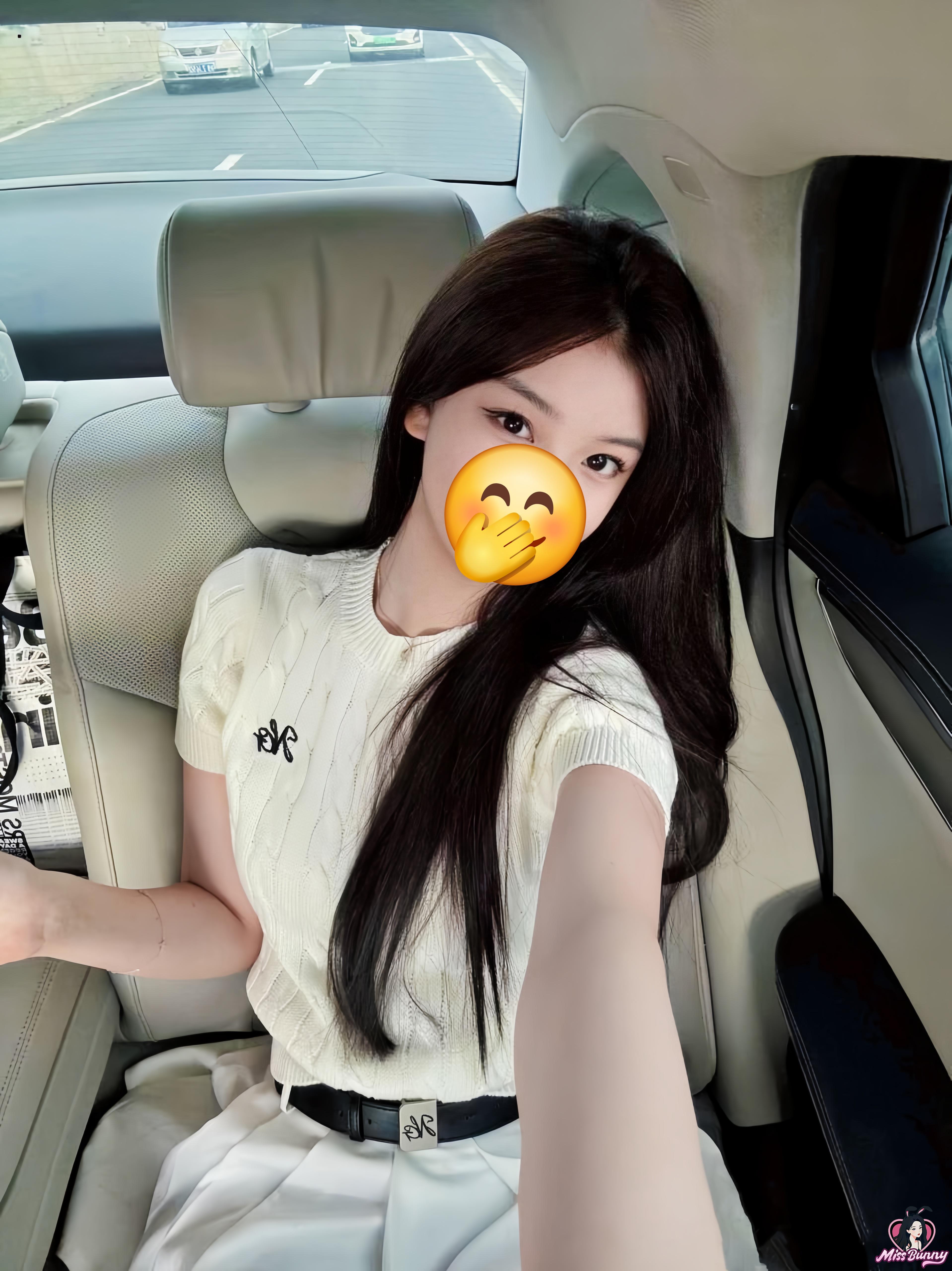 https://api.missbunny.ai/media/20250629/20250629142943_64.jpg
